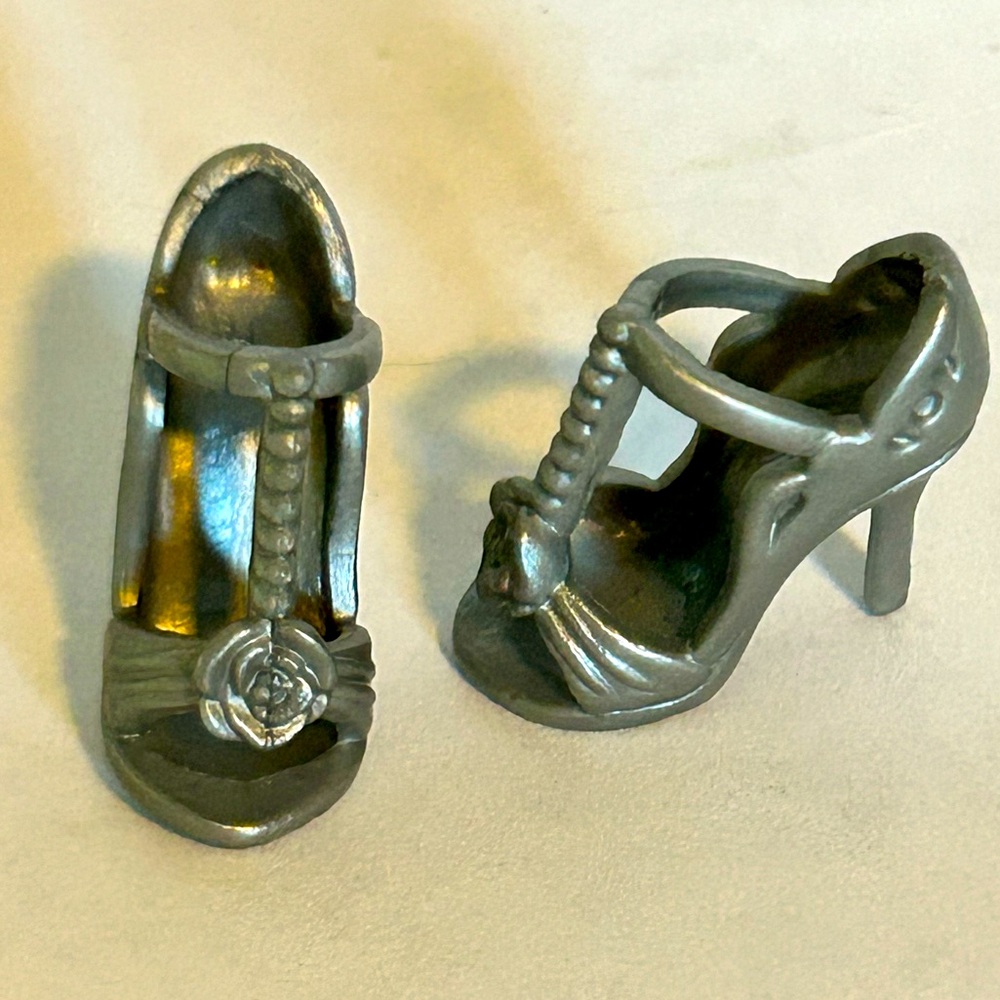 Barbie SILVER GRAY PEEP TOE ROSE BOW HIGH HEEL SHOES ARCHED FEET MODEL‎ DOLLS